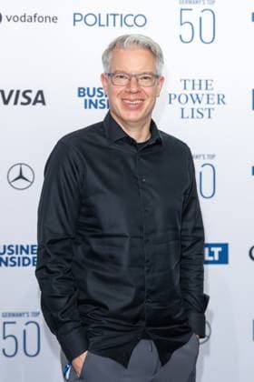 Award - The Power List - Germany s Top 50 Frank Thelen bei The Power List - Germany s Top 50 im Restaurant Sphere im Fernsehturm am 05.06.2025 in Berlin Copyright: xEventpressxKochanx