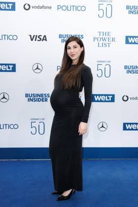 Award - The Power List - Germany s Top 50 Emi Arpa bei The Power List - Germany s Top 50 im Restaurant Sphere im Fernsehturm am 05.06.2025 in Berlin Copyright: xEventpressxKochanx