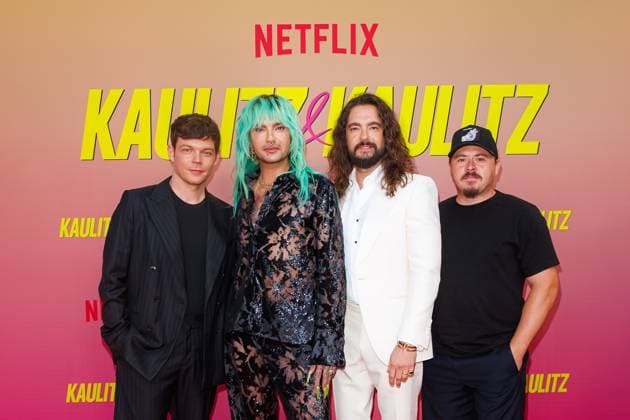 Bilder des Jahres 2025, Entertainment 06 Juni Entertainment Themen der Woche KW24 Entertainment Bilder des Tages Premiere - NETFLIX Kaulitz und Kaulitz Georg Listing, Bill Kaulitz, Tom Kaulitz und Gustav Schäfer bei bei der Premiere zur neuen Staffel der Netflix Doku Serie Kaulitz & Kaulitz im Delphi-Filmpalast am 12.06.2025 in Berlin *** Premiere NETFLIX Kaulitz and Kaulitz Georg Listing, Bill Kaulitz, Tom Kaulitz and Gustav Schäfer at the premiere of the new season of the Netflix documentary series Kaulitz Kaulitz at the Delphi Filmpalast on 12 06 2025 in Berlin Copyright: xEventpressxKochanx