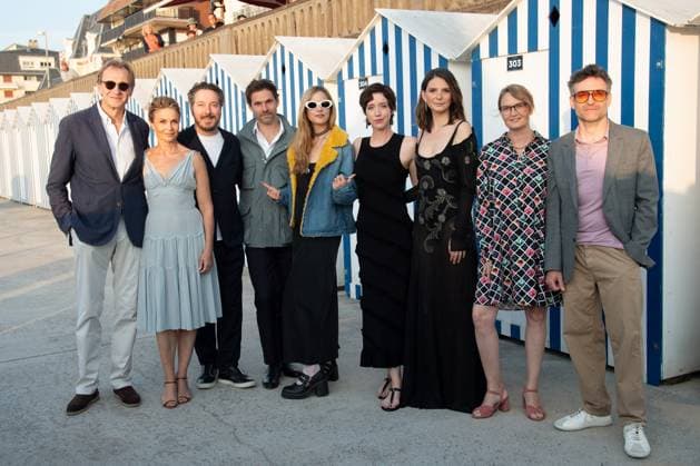 Entertainment Themen der Woche KW24 Entertainment Bilder des Tages Cabourg Jury Photocall Nicolas Altmayer, Barbara Schultz, Guillaume Gallienne, Clement Ducol, Charlotte Colbert, Sara Giraudeau, Josephine Japy, Anna Novion and Mathieu Demy attending the Jury Photocall as part of the 39th Cabourg Film Festival in Cabourg, France on June 12, 2025. Photo by Aurore Marechal ABACAPRESS.COM Cabourg France  Copyright: xMarechalxAurore ABACAx