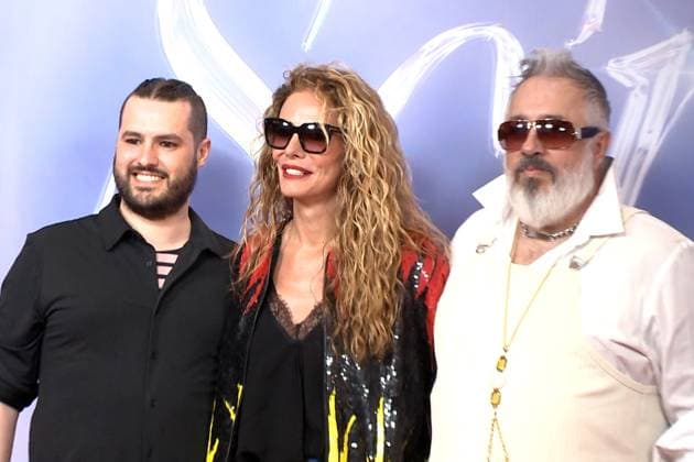 Zeus Tous surrounds himself with women at the premiere of the docuseries about his mother, Súper Sara Paula Vázquez during the presentation of the docuseries Súper Sara , on June 12, 2025, in Madrid Spain FAMOSOSOS DOCUSERIE SUPER SARA Europa Press TV 12 06 2025 Madrid Madrid Espana  Copyright: xEuropaxPressxTVx 6795615