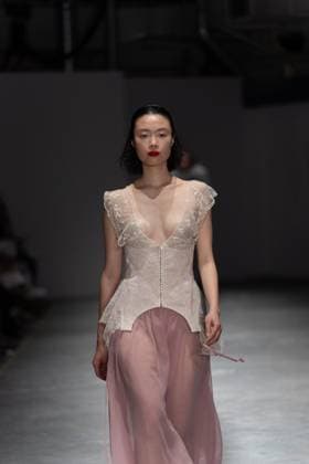 University of Westminster BA Fashion Showcase in London The BA Fashion students from the University of Westminster are presenting their annual graduate show this evening in London. The event opens at 18:30 at Ambika P3, featuring runway presentations that highlight the final-term collections crafted by undergraduates in their final year. Attendees can expect a diverse display of menswear and womenswear, textile innovation, tailoring and experimental design, reflecting each student™s creative identity and technical proficiency. The show aims to mark the culmination of years of academic and practical training, offering observers insight into the next generation of designers entering the industry. ï¿¼ ï¿¼ London England United Kingdom Copyright: xx