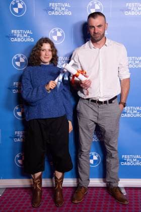 Cabourg Winners Photocall Juliette Gasquet and Julien Ernwein awarded with the Premier Rendez Vous 2025 award during the Winners Photocall as part of the 39th Cabourg Film Festival in Cabourg, France on June 13, 2025. Photo by Aurore Marechal ABACAPRESS.COM Cabourg France  Copyright: xMarechalxAurore ABACAx