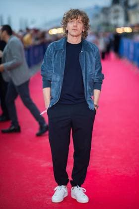 Cabourg Award Ceremony Red Carpet Alex Lutz attending the awards ceremony red carpet as part of the 39th Cabourg Film Festival in Cabourg, France on June 13, 2025. Photo by Aurore Marechal ABACAPRESS.COM Cabourg France  Copyright: xMarechalxAurore ABACAx