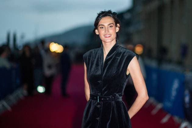 Cabourg Award Ceremony Red Carpet Nine d urso attending the awards ceremony red carpet as part of the 39th Cabourg Film Festival in Cabourg, France on June 13, 2025. Photo by Aurore Marechal ABACAPRESS.COM Cabourg France  Copyright: xMarechalxAurore ABACAx