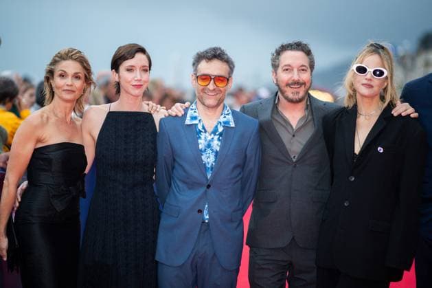 Cabourg Award Ceremony Red Carpet Barbara Schulz, Sara Giraudeau, Mathieu Demy, Guillaume Galienne and Charlotte Colbert attending the awards ceremony red carpet as part of the 39th Cabourg Film Festival in Cabourg, France on June 13, 2025. Photo by Aurore Marechal ABACAPRESS.COM Cabourg France  Copyright: xMarechalxAurore ABACAx
