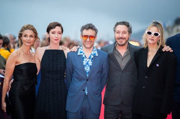 Cabourg Award Ceremony Red Carpet Barbara Schulz, Sara Giraudeau, Mathieu Demy, Guillaume Galienne and Charlotte Colbert attending the awards ceremony red carpet as part of the 39th Cabourg Film Festival in Cabourg, France on June 13, 2025. Photo by Aurore Marechal ABACAPRESS.COM Cabourg France  Copyright: xMarechalxAurore ABACAx