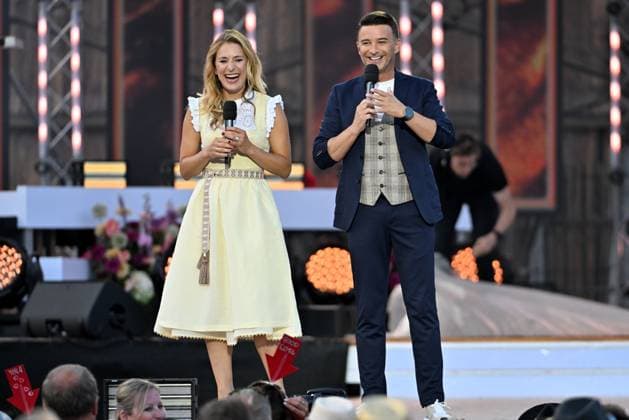 14.06.2025 - Bad Kleinkirchheim St. Oswald am Hoferriegel in Österreich (AUT) - Wenn die Musi spielt Open Air 2025 - Stefanie Hertel und Marco Ventre,