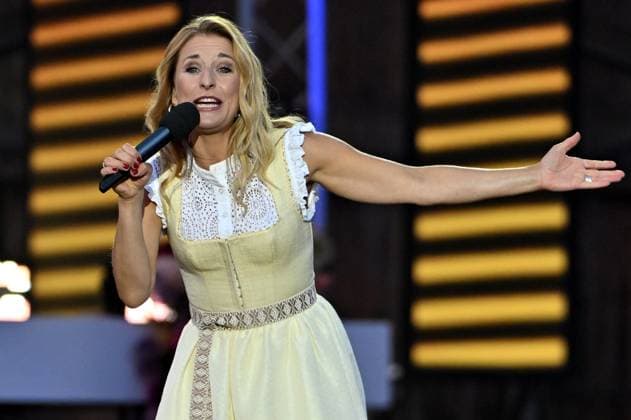 14.06.2025 - Bad Kleinkirchheim St. Oswald am Hoferriegel in Österreich (AUT) - Wenn die Musi spielt Open Air 2025 - Stefanie Hertel,