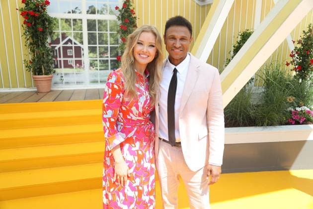 Entertainment Themen der Woche KW24 Entertainment Bilder des Tages Immer wieder Sonntags 2025 - Folge 1 Rust, 15.6.2025 Daniel & Patrice Aminati bei der Live TV Sendung Immer wieder Sonntags aus dem Wasserpark Rulantica bei Rust Baden-Würtenberg *** Immer wieder Sonntags 2025 Episode 1 Rust, 15 6 2025 Daniel Patrice Aminati on the live TV show Immer wieder Sonntags from the Rulantica water park near Rust Baden Würtenberg Copyright: xMatthiasxGränzdörferx
