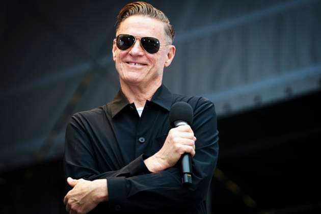 Bilder des Jahres 2025, Entertainment 06 Juni Entertainment Themen der Woche KW24 Entertainment Bilder des Tages 1. Nationaler Veteranentag, Julia Klöckner, Bryan Adams Bundestag, Reichstagsgebäude, 1. Nationaler Veteranentag, Bundeswehr, Bundestagspräsidentin, Julia Klöckner, Fotoausstellung, Wounded: The Legacy of War , Bryan Adams Berlin Berlin GER *** 1 National Veterans Day, Julia Klöckner, Bryan Adams Bundestag, Reichstag building, 1 National Veterans Day, Bundeswehr, President of the Bundestag, Julia Klöckner, photo exhibition, Wounded The Legacy of War , Bryan Adams Berlin Berlin GER