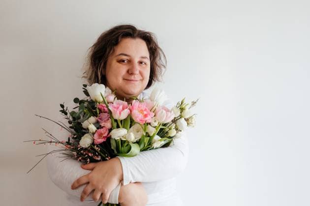 Creative Highlights Symbolbilder Young woman feeling happy and enjoying the moment Uzhhorod, Zakarpattia Oblast, Ukraine R_OKSH210419B-715943-01 ,model released, Symbolfoto