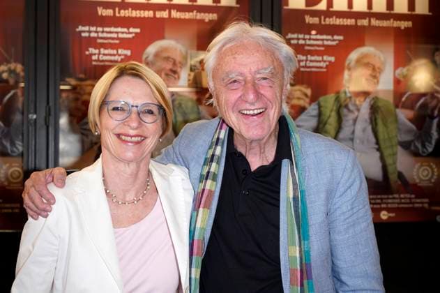 Livia Leu und Emil Steinberger bei der Premiere des Dokumentarfilms Typisch Emil - Vom Loslassen und Neuanfangen im Kant Kino. Berlin, 16.06.2025