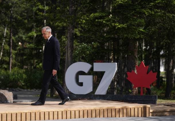 June 16, 2025, Kananaskis, Ab, CANADA: Canadian Prime Minister Mark Carney prepares to welcome world leaders to the G7 Summit in Kananaskis, Alta., on Monday, June 16, 2025. Kananaskis CANADA  - ZUMAc35_ 20250616_zaf_c35_170 Copyright: xDarrylxDyckx