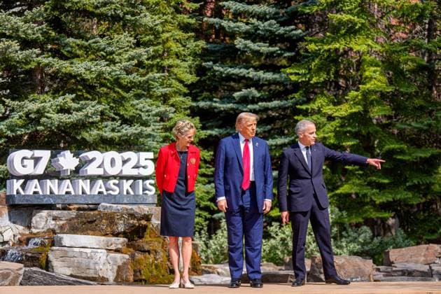 Kananaskis, Alberta, Kanada, 16.06.2025: Mountain Lodge: G7-Gipfel 2025: L-R: Diana Fox Carney, US-Präsident Donald Trump und der kanadische Premierminister Mark Carney (Foto: Michael Kappeler Pool) Copyright: xMichaelxKappeler Pool dtsxNachrichtenagenturx dts_71176
