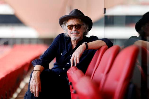 Entertainment Themen der Woche KW25 Entertainment Bilder des Tages Sänger Wolfgang Niedecken bei einem Pressetermin im RheinEnergie-Stadion in Köln. Die Gruppe BAP um Frontmann Niedecken wird ihr 50-jähriges Bestehen am 10. Juli 2026 mit einem einmaligen Stadion-Konzert im Kölner Rheinenergie-Stadion feiern. Köln, 17.06.2025 NRW Deutschland *** Singer Wolfgang Niedecken at a press event in the RheinEnergie Stadium in Cologne The group BAP around frontman Niedecken will celebrate their 50th anniversary on July 10, 2026 with a unique stadium concert in Colognes Rheinenergie Stadium Cologne, 17 06 2025 NRW Germany Copyright: xChristophxHardtx