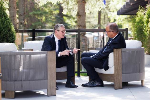 Prime Minister Keir Starmer attends the G7 Summit in Canada 16 06 2025. Kananaskis, Canada. Prime Minister Keir Starmer speaks with German Chancellor Friedrich Merz as they attend the G7 Summit in the Kananaskis mountain lodge in Canada., Credit:Simon Dawson Avalon Canada, Kananaskis  Copyright: xSimonxDawsonx xAvalonx 1011815113