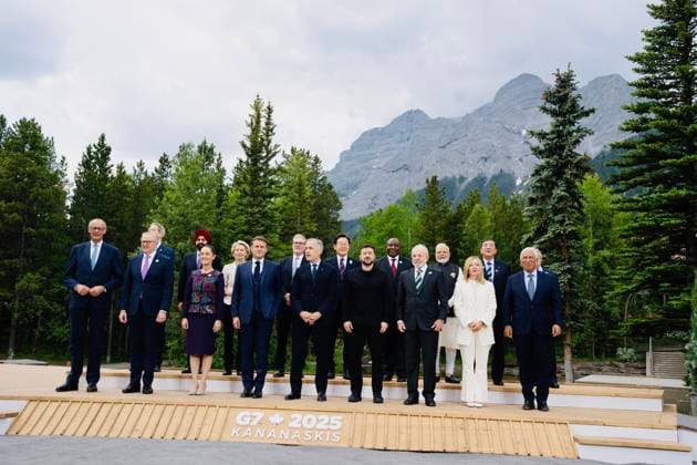 June 17, 2025, Kananaskis, Canada: (L R, top row) US Secretary of Treasury Scott Bessent, World Bank President Ajay Banga, European Commission President Ursula Von der Leyen, British Prime Minister Keir Starmer, South Korean President Lee Jae-myung, South African President Cyril Ramaphosa, Indian Prime Minister Narendra Modi, Japanese Prime Minister Shigeru Ishiba, UN Secretary General Antonio Guterres, NATO Secretary General Mark Rutte, (L R, bottom row) German Chancellor Friedrich Merz, Australian Prime Minister Anthony Albanese, Mexican President Claudia Sheinbaum, French President Emmanuel Macron, Canadian Prime Minister Mark Carney, Ukrainian President Volodymyr Zelensky, Brazilian President Luiz Inacio Lula da Silva, Italian Prime Min - ZUMAa110 20250617_zaf_a110_040 Copyright: xChigixPalacexPressxOffice Filippx