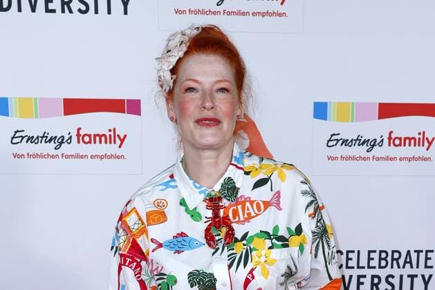 Enie van de Meiklokjes bei der Ernstings Family Celebrate Diversity Fashion Show am 17.06.2025 in Hamburg Ernstings Family Fashion Show 2025 in Hamburg