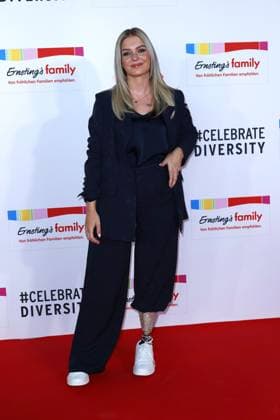 Anna Osicki bei der Ernstings Family Celebrate Diversity Fashion Show am 17.06.2025 in Hamburg Ernstings Family Fashion Show 2025 in Hamburg