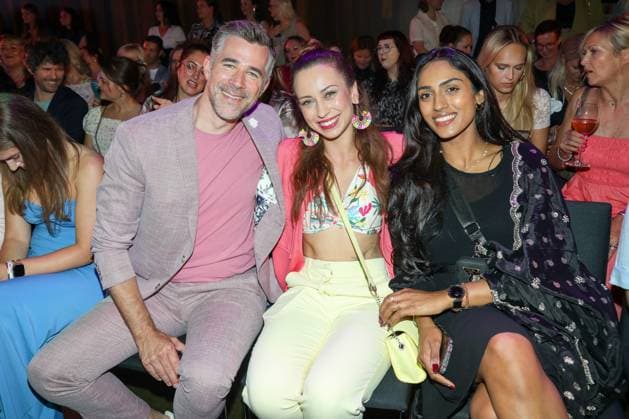 Ernsting s family Fashion Show Hamburg, 17.06.2025 Jo Weil, Svenja Theißen und ayana Ranjan bei der Ernsting s family Fashion Show im Empire Riverside Hotel in Hamburg Hamburg Copyright: xMatthiasxGränzdörferx