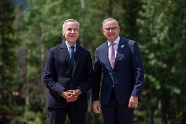 Kananaskis, Alberta, Kanada, 17.06.2025: Mountain Lodge: G7-Gipfel 2025: Mark Carney und Anthony Albanese (Foto: Michael Kappeler Pool) Copyright: xMichaelxKappeler Pool dtsxNachrichtenagenturx dts_71264