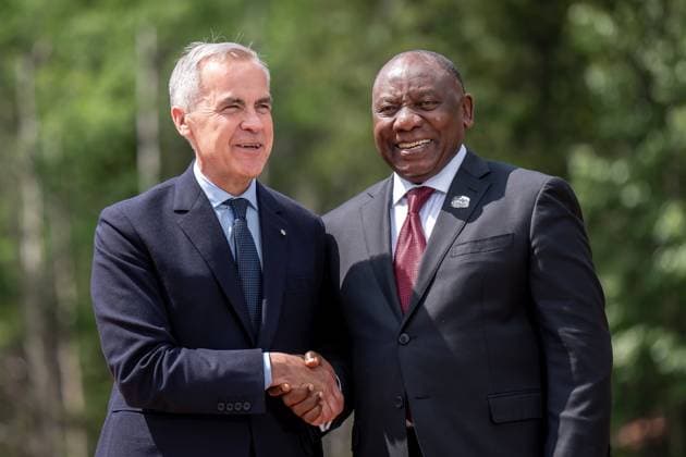 Kananaskis, Alberta, Kanada, 17.06.2025: Mountain Lodge: G7-Gipfel 2025: Mark Carney und Cyril Ramaphosa (Foto: Michael Kappeler Pool) Copyright: xMichaelxKappeler Pool dtsxNachrichtenagenturx dts_71260