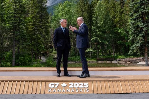Kananaskis, Alberta, Kanada, 17.06.2025: Mountain Lodge: G7-Gipfel 2025: Mark Carney und Anthony Albanese (Foto: Michael Kappeler Pool) Copyright: xMichaelxKappeler Pool dtsxNachrichtenagenturx dts_71267