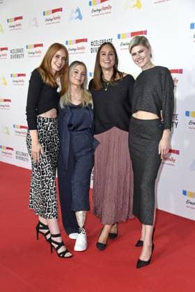 Sandra Hunke, Anna Osicki, Saskia Grimm und Lea Oude Engberink beim Ernsting™s family Mode Empfang unter dem inspirierenden Motto CELEBRATE DIVERSITY im Riverside Hotel in Hamburg am 17.06.2025