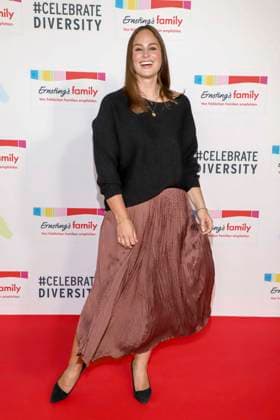 Sandra Hunke zu Gast bei der Ernstings Fashion HW Show 2025 unter dem Motto Celebrate Diversity im Hotel Empire Riverside am 17.Juni 2025 in Hamburg Hamburg Deutschland