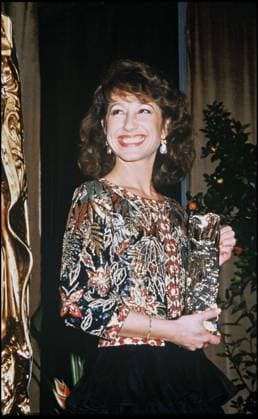 ARCHIVES - NATHALIE BAYE AVEC SON TROPHEE, CESAR DE LA MEILLEURE ACTRICE POUR LE FILM LA BALANCE A LA SOIREE DES CESAR A PARIS Paris France *** Archiv NATHALIE BAYE mit sein TROPHEE, CESAR von DIE BESTE Schauspielerin für der Film DIE Waage A DIE ABENDFEIER DES CESAR A Paris Paris Frankreich  Copyright: xAGENCEx xBESTIMAGExAGENCEx xBESTIMAGEx