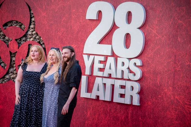 June 18, 2025, London, United Kingdom: Honey Ross, Jane Goodman and Guest attend the 28 Years Later World Premiere at the Odeon Luxe Leicester Square. London United Kingdom - ZUMAs197 20250618_aaa_s197_492 Copyright: xLoredanaxSangiulianox