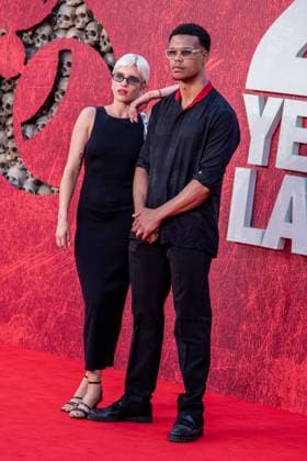 June 18, 2025, London, United Kingdom: Tigerlily Taylor and Mkulu Lee attend the 28 Years Later World Premiere at the Odeon Luxe Leicester Square. London United Kingdom - ZUMAs197 20250618_aaa_s197_502 Copyright: xLoredanaxSangiulianox