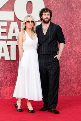 World Premiere of 28 Years Later on Wednesday 18 June 2025 Sam Taylor-Johnson and Aaron Taylor-Johnson seen at the World Premiere of 28 Years Later on Wednesday 18 June 2025 at ODEON LUXE Leicester Square, London. . Picture, Credit:Julie Edwards Avalon  Copyright: xJuliexEdwardsx xAvalonx 1012231346