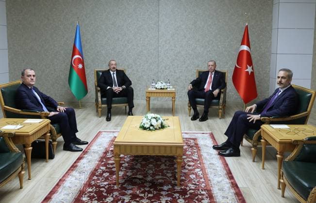 News Themen der Woche KW25 News Bilder des Tages Turkish President, Recep Tayyip Erdo?an, receives Azerbaijani President, Ilham Aliyev Turkish President, Recep Tayyip Erdo?an, receives Azerbaijani President, Ilham Aliyev, in Kahramanmara?, Turkey, on June 19, 2025. Photo by Turkish presidency apaimages Kahramanmara? Kahramanmara? Turkey 190625_Turkey_TPO_00(1) Copyright: xapaimagesxTurkishxpresidencyx xapaimagesx