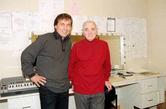 FRANK MICHAEL ET CHARLES AZNAVOUR AU PALAIS DES CONGRES PARIS France *** FRANK MICHAEL und CHARLES AZNAVOUR Au PALAIS DES KONGRESS Paris Frankreich  Copyright: xCOADICxGUIRECx xBESTIMAGExCOADICxGUIRECx xBESTIMAGEx