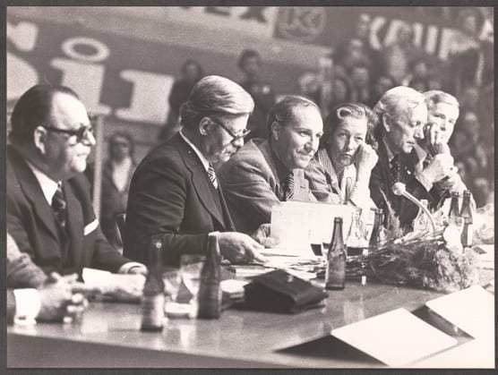 Bundestagswahl 1976 Bundestagswahl 1976 - Wahlen Deutschland *** German federal elections 1976 German federal elections 1976 Elections Germany Copyright: xUnitedxArchivesx xGrevenStiftungx xKölnischexRundschaux xBrigittexStachowski KR_02_0015931_r EDITORIAL USE ONLY