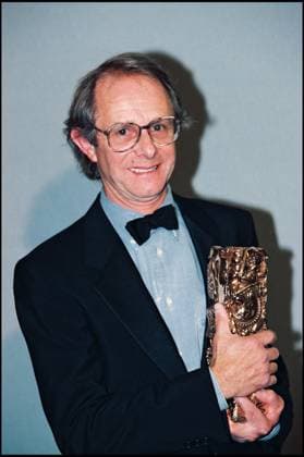 ARCHIVES - KEN LOACH CESAR DU MEILLEUR FILM ETRANGER POUR LAND AND FREEDOM EN 1996 Paris France *** Archiv KEN LOACH CESAR VON beste Film AUSLANDER für LAND AND FREEDOM IN 1996 Paris Frankreich  Copyright: xRINDOFF-FIZETx xBESTIMAGExRINDOFF-FIZETx xBESTIMAGEx