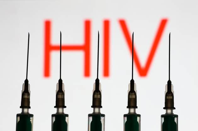 Lenacapavir HIV Vaccine Photo Illustrations The HIV inscription displayed on a screen and illustrative syringes are seen in this illustration photo taken in Krakow, Poland on June 20, 2025. Krakow Poland  Copyright: xJakubxPorzyckix originalFilename: porzycki-lenacapa250620_npCJQ.jpg