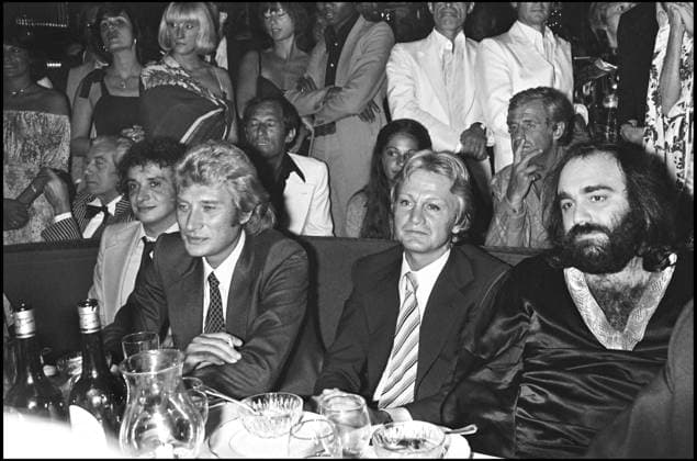 - ARCHIVES - MICHEL SARDOU, JOHNNY HALLYDAY , CLAUDE FRANCOIS ET DEMIS ROUSSOS A UNE SOIREE A L ELYSEE MATIGNON A PARIS MICHEL LAFON CHOIX Paris France *** Archiv Michael SARDOU, JOHNNY HALLYDAY , CLAUDE FRANCOIS und DEMIS ROUSSOS A EINE ABENDFEIER A L ELYSEE MATIGNON A Paris Michael LAFON Wahl Paris Frankreich  Copyright: xBERTRANDxRINDOFFxPETROFFx xBESTIMAGExBERTRANDxRINDOFFxPETROFFx xBESTIMAGEx