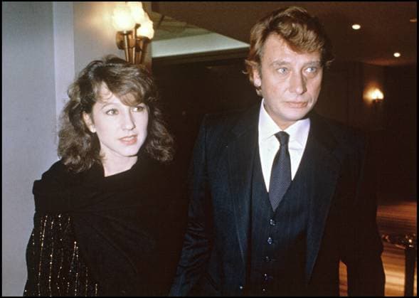 ARCHIVES - NATHALIE BAYE ET JOHNNY HALLYDAY A L AVANT PREMIERE DE THIERRY LE LURON Paris France *** Archiv NATHALIE BAYE und JOHNNY HALLYDAY A L ehe ERSTE von THIERRY der LURON Paris Frankreich  Copyright: xRINDOFF-PATERSONx xBESTIMAGExRINDOFF-PATERSONx xBESTIMAGEx