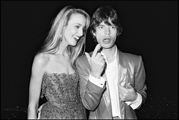 ARCHIVES - JERRY HALL ET SON COMPAGNON MICK JAGGER LORS D UNE SOIREE AU PRE CATELAN A PARIS EN 1980 Paris France *** Archiv JERRY Diele und sein COMPAGNON MICK JAGGER LORS D EINE ABENDFEIER Au PRE CATELAN A Paris IN 1980 Paris Frankreich  Copyright: xASLAN-RINDOFFx xBESTIMAGExASLAN-RINDOFFx xBESTIMAGEx