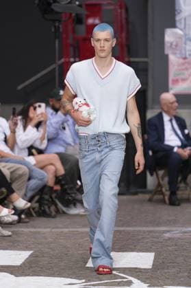 Mailand Fashion Week, Fiorucci Modenschau Milan, Milan Men s Fashion Week: Spring Summer 2026 - Men s Fashion, Spring Summer 2026 - Fiorucci fashion show - catwalk in the photo: Model  Copyright: xRiccardoxGIordanox xipa-agency.netx xRiccardoxGiordanox IPA_Agency_IPA59292854