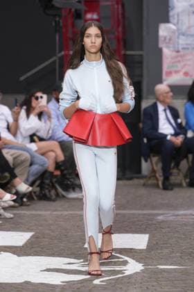 Mailand Fashion Week, Fiorucci Modenschau Milan, Milan Men s Fashion Week: Spring Summer 2026 - Men s Fashion, Spring Summer 2026 - Fiorucci fashion show - catwalk in the photo: Model  Copyright: xRiccardoxGIordanox xipa-agency.netx xRiccardoxGiordanox IPA_Agency_IPA59292858