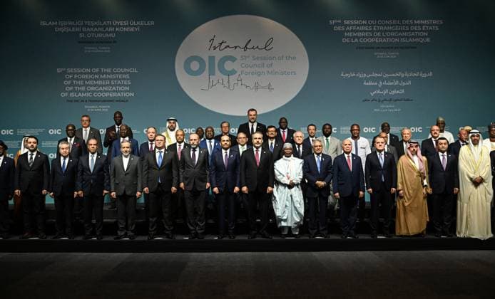 News Themen der Woche KW25 News Bilder des Tages 51st Meeting of the Council of Foreign Ministers of the Organization of Islamic Cooperation ISTANBUL, TURKIYE - JUNE 21: Participants pose for a family photo during the 51st Session of the Council of Foreign Ministers of the Organization of Islamic Cooperation (OIC), hosted by Turkish Foreign Minister Hakan Fidan (C) at the Lutfi Kirdar International Convention and Exhibition Center in Istanbul, Turkiye, on June 21, 2025. Elif Ozturk Anadolu Istanbul Turkey. Editorial use only. Please get in touch for any other usage.  Copyright: x2025xAnadoluxElifxOzturkx