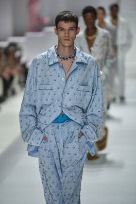 June 21, 2025, Milano, MI: A model presents a creation by Dolce & Gabbana for the Menswear Ready-to-wear Spring-Summer 2026 collection as part of the Milan Fashion Week,.in Milan, Italy, 21 June 2025. Milano Fashion week runs from 20 to 24 June 2025. ANSA MATTEO CORNER Milano MI  - ZUMAa110 20250621_zaf_a110_026 Copyright: xAnsax