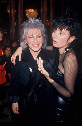 ARCHIVES - CATHERINE LARA ET GUESCH PATTI, AUX VICTOIRES DE LA MUSIQUE 1987 France *** Archiv CATHERINE LARA und GUESCH PATTI, AUX VICTOIRES von DIE Musik 1987 Frankreich  Copyright: xBERTRANDxRINDOFFxPETROFFx xBESTIMAGExBERTRANDxRINDOFFxPETROFFx xBESTIMAGEx