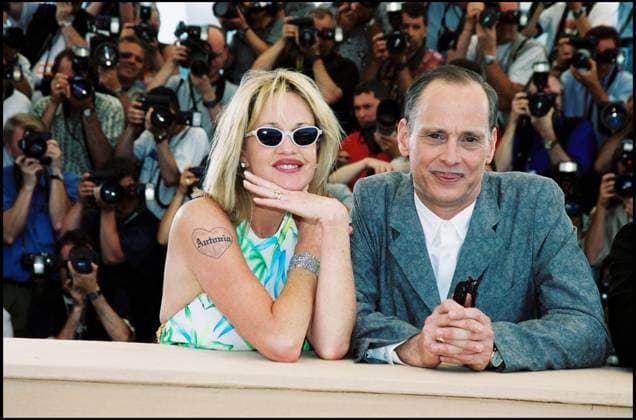 ARCHIVES - MELANIE GRIFFITH ET JOHN WATERS EN PHOTOCALL POUR CECIL B. DEMENTED AU FESTIVAL DE CANNES EN 2000 Cannes France *** Archiv MELANIE GRIFFITH und JOHN WATERS IN PHOTOCALL für CECIL B DEMENTED Au FESTIVAL von Cannes IN 2000 Cannes Frankreich  Copyright: xFIZET-BORDE-MARTINEZx xBESTIMAGExFIZET-BORDE-MARTINEZx xBESTIMAGEx