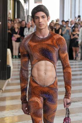 Milan, Milan Men s Fashion Week: Spring Summer 2026 - Men s Fashion, Spring Summer 2026 - Vivienne Westwood fashion show - catwalk in the photo: Model  Copyright: xRiccardoxGIordanox xipa-agency.netx xRiccardoxGiordanox IPA_Agency_IPA59341894