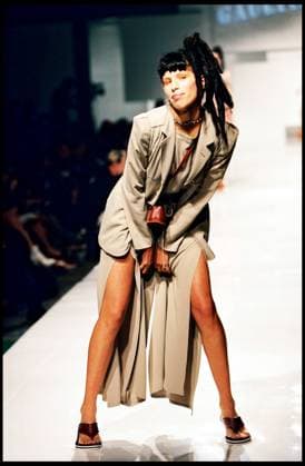 ARCHIVES - MAIWENN LE BESCO - DEFILE DE MODE JEAN PAUL GAULTIER COLLECTION PRET A PORTER PRINTEMPS ETE 1997 A PARIS Paris France *** Archiv MAIWENN der BESCO DEFILE von Mode JEAN Paul GAULTIER COLLECTION PRET A tragen Frühling SOMMER 1997 A Paris Paris Frankreich  Copyright: xRINDOFF-GARCIAx xBESTIMAGExRINDOFF-GARCIAx xBESTIMAGEx